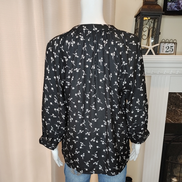 GREYLIN FLORAL BUTTON DOWN BLOUSE, BLACK S - Picture 7 of 12